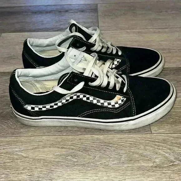 Vans - Picture 3 of 8